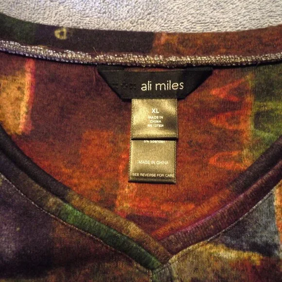 Ali Miles Multicolor Stained Glass Abstract Colors Long Sleeve V-Neck XL - Picture 4 of 7